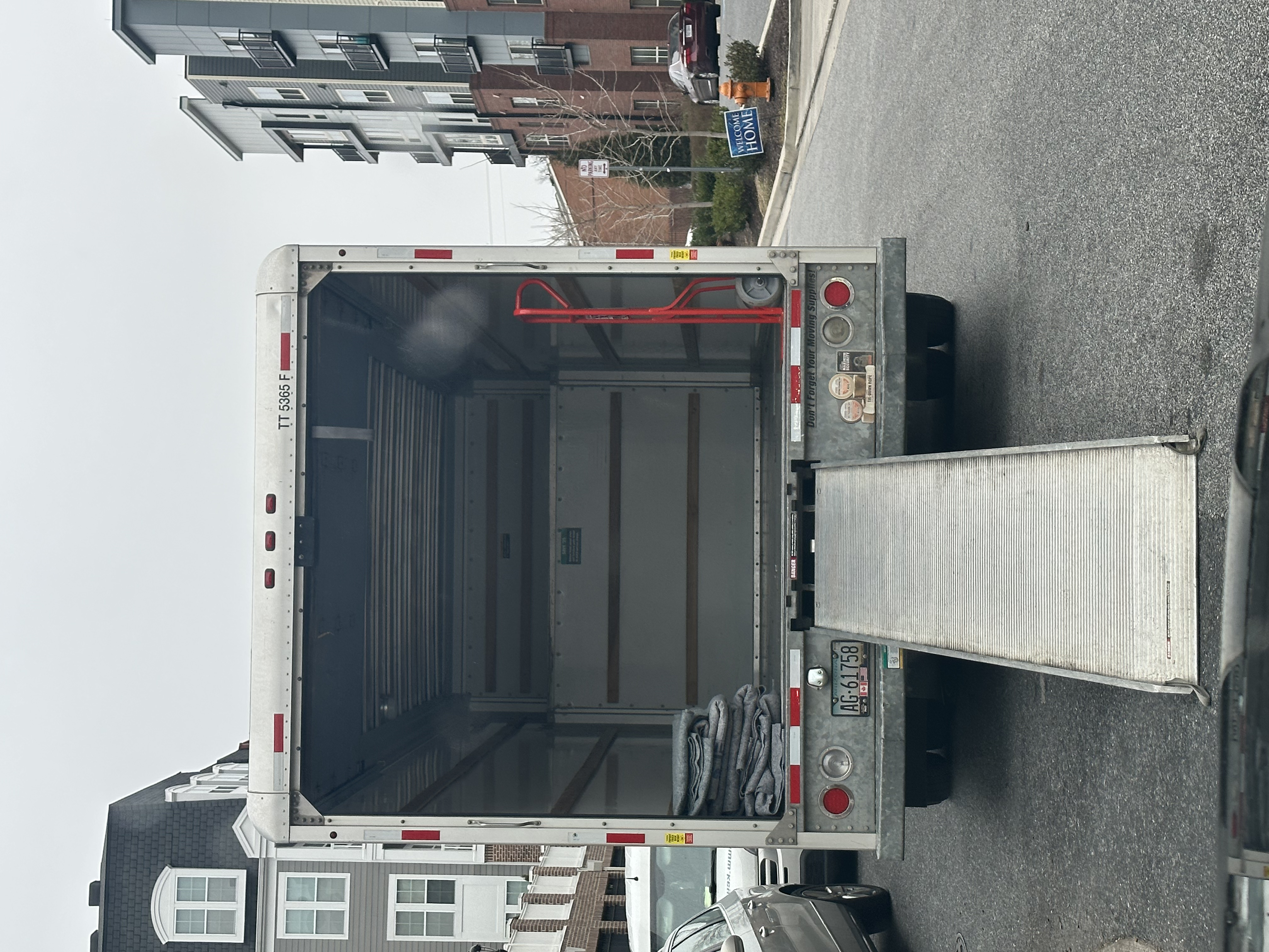 Empty truck ready — ramp down, pads folded